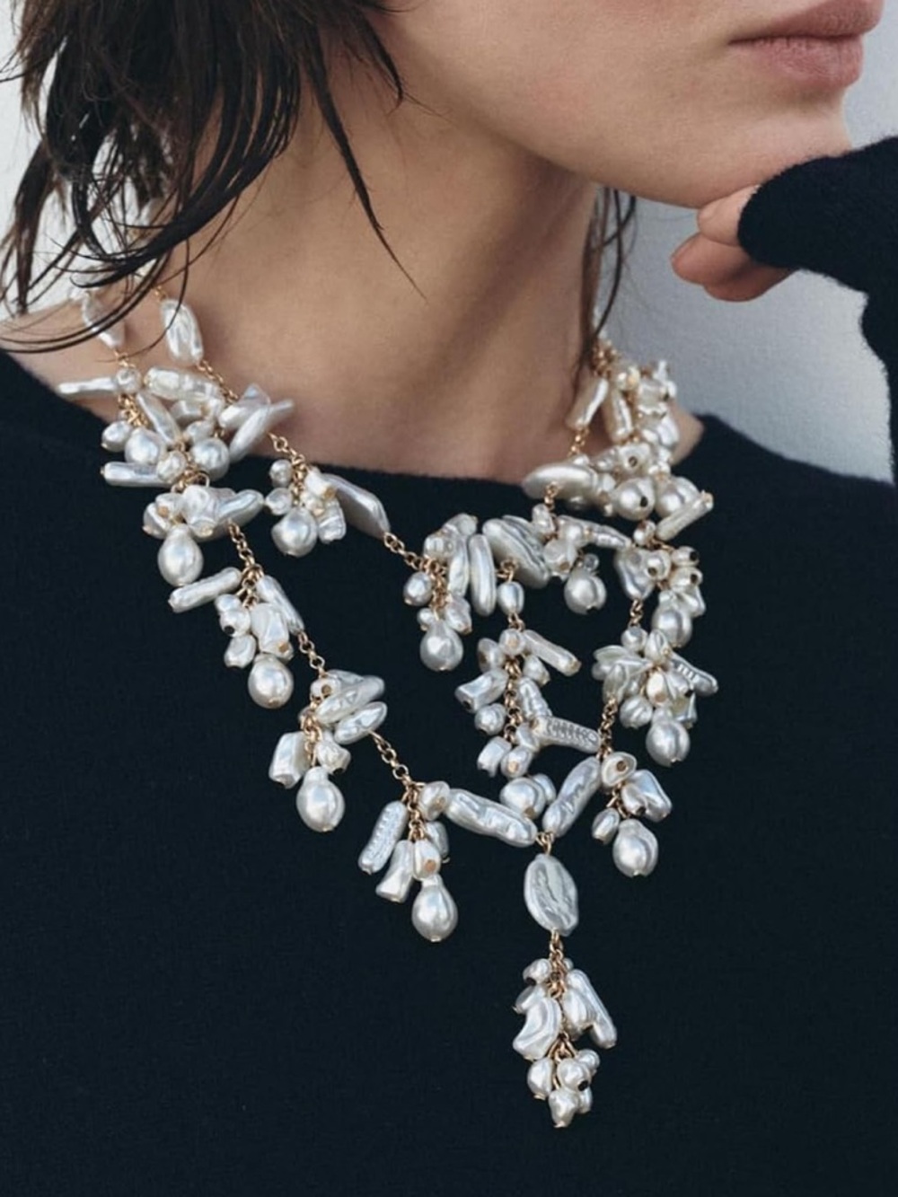 Gold-Trim Pearl Cluster Necklace in White